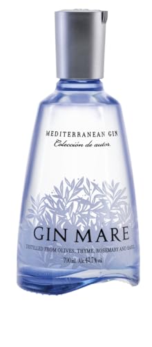 Gin Mare - Der mediterrane Gin - Premium Gin - Geschenkempfehlung- würzig-aromatisch inspiriert von der einzigartigen Geschmackswelt der Mittelmeerregion - 0.7L, 42.7% Vol von Gin Mare