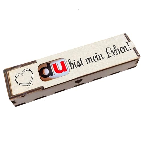 Duplo Holzbox mit Schokoriegel Geschenkbox mit Spruch Gravur Schokolade Mitbringsel Geschenkidee (Du bist mein Leben) von Girahlutions