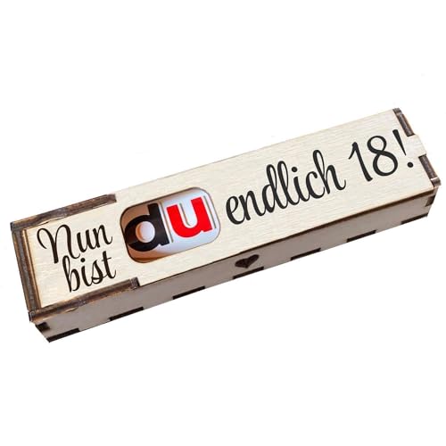 Duplo Holzbox mit Schokoriegel Geschenkbox mit Spruch Gravur Schokolade Mitbringsel Geschenkidee (Nun bist Du endlich 18) von Girahlutions