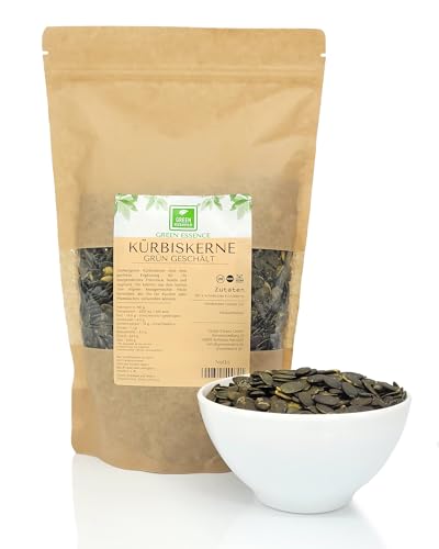 Kürbiskerne geschält 1kg (2x500g) von der Grünen Essenz - dunkelgrün - Kürbiskerne naturbelassen und ungeröstet - Kerne ohne Salz - Kürbiskerne als Topping für Salate oder als Snack - vegan (1000) von Green Essence