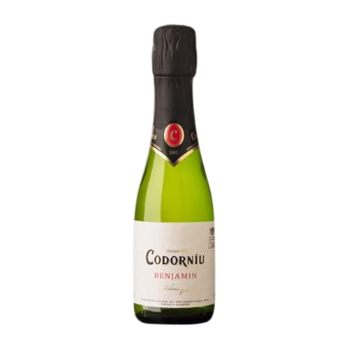3 Einheiten Box Codorníu Benjamín Brut Cava Kleine Flasche 20 cl Weißer Sekt 3 Einheiten Box Codorníu Benjamín Brut Cava Kleine Flasche 20 cl Weißer Sekt von Grupo Codorníu