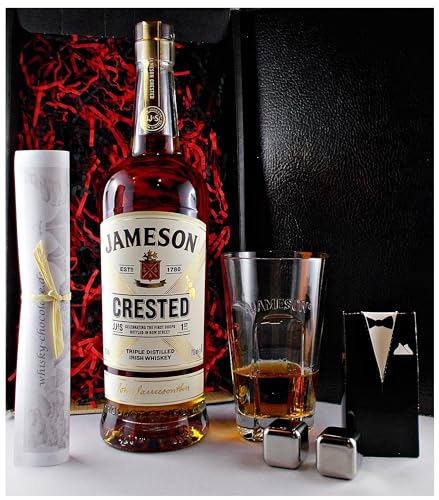 Geschenk Jameson Crested irischer Whiskey + Original Whisky Longdrink Glas + 2 Whisky Kühlsteine im Smoking von H-BO
