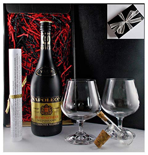 Geschenk Napoleon VSOP Brandy + Glaskugelportionierer + 2 Cognacschwenker von H-BO