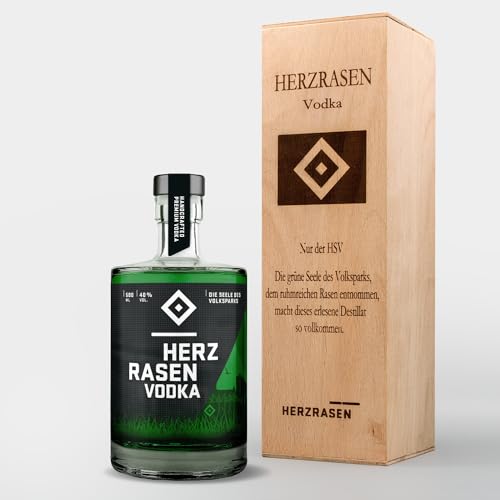 HSV Geschenkbox Vodka Holzbox Holzkiste mit 0,5 l HSV Vodka mit Original Hamburger Volksparkstadion Rasen, Hamburg von HERZRASEN