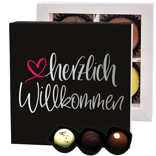 Hallingers Herzlich Willkommen - Manufaktur Pralinen Geschenk handmade ohne Alkohol aus Edelkakao Schokolade (Box) - Muttertagsgeschenk & Geschenkideen zum Vatertag | Geburtstag Glückwunsch Danke Neue von Hallingers Genuss Manufaktur