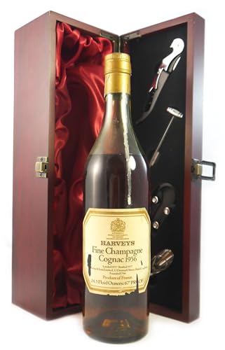 Harveys Fine Champagne Cognac 1956 (70cl) in einer mit Seide ausgestatetten Geschenkbox, da zu 4 Weinaccessoires, 1 x 700ml von Harveys Fine Champagne