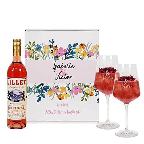 Herz & Heim® Geschenkset zur Hochzeit mit Geschenkbox, 2 Weingläsern und einer 0.7l Flasche Lillet/Blumenmotiv/mit Wunschnamen & -text Rosé von Herz & Heim