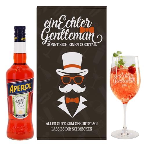 Herz & Heim® Personalisiertes Geschenkset mit Aperol & graviertem Glas – „Ein echter Gentleman“ – Geschenkbox für Männer mit Name & Wunschtext von Herz & Heim