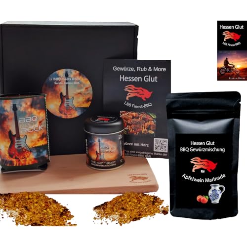 Hessen Glut "BBQ meets Rock 2025" Party Grill Box für Apfelwein Freunde - Das ideale Set für BBQ Liebhaber und Fans des guten handgemachten Rock Hessen Glut "BBQ meets Rock 2025" Party Grill Box für Apfelwein Freunde - Das ideale Set für BBQ Liebhaber und Fans des guten handgemachten Rock von Hessen Glut