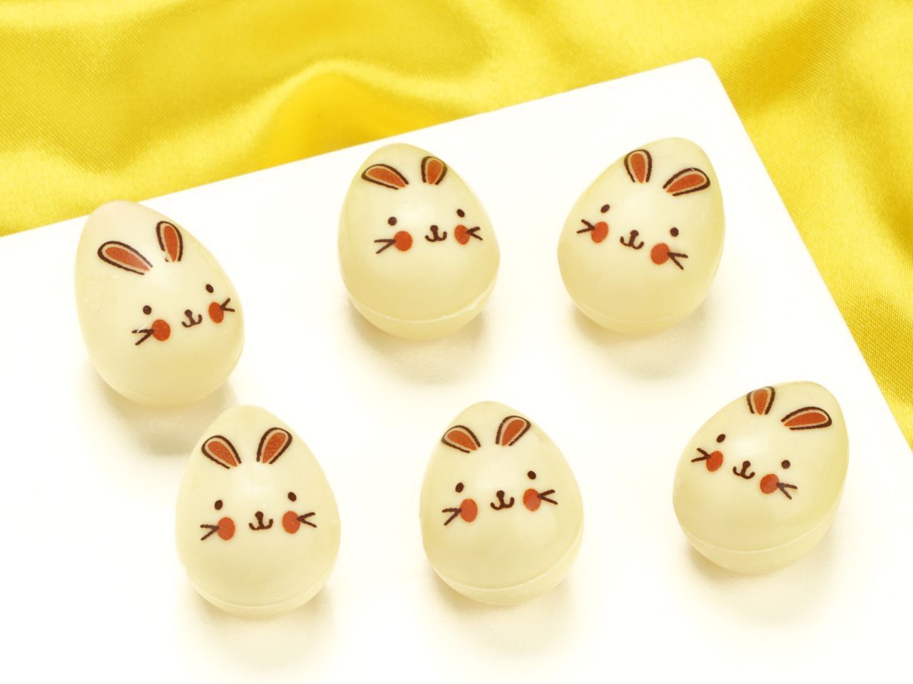 3D Schokoladen Ei Hase 40tlg. 3D Schokoladen Ei Hase 40tlg. von Cake-Masters