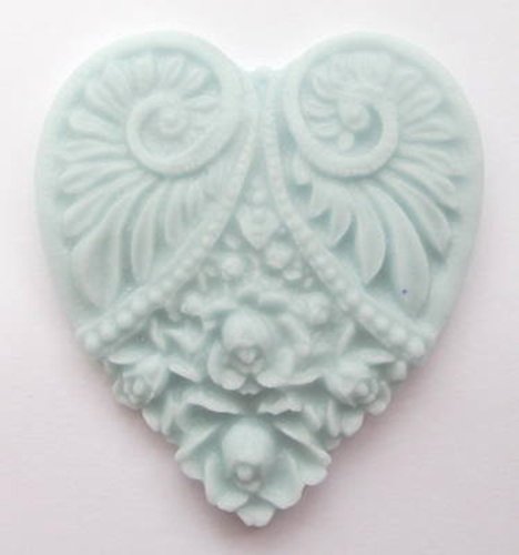 12 handgemachte 4.5cm x 5cm Herzen aus Zucker: Babyblau / Light Blue von Holly Cupcakes