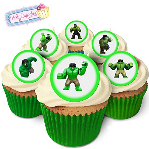 24 Wunderschöne essbare Kuchendekorationen: Hulk Figuren / Building Block Hulk von Holly Cupcakes