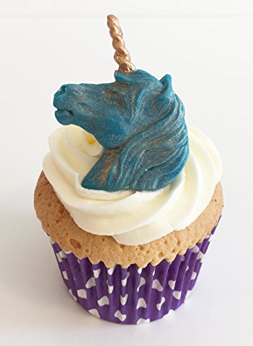 6 Handgemachte Kuchendekorationen aus Zucker: Pfaublau mit Goldhörnern/ 6 Peacock Blue Unicorn Heads with Gold Horns von Holly Cupcakes