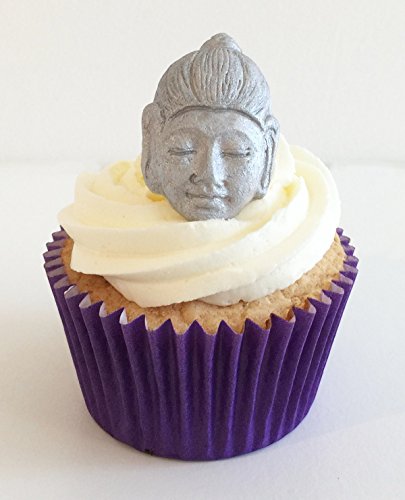 6 Handgemachte Kuchendekorationen aus Zucker: Silber Buddha Köpfe 6 Handgemachte Kuchendekorationen aus Zucker: Silber Buddha Köpfe von Holly Cupcakes