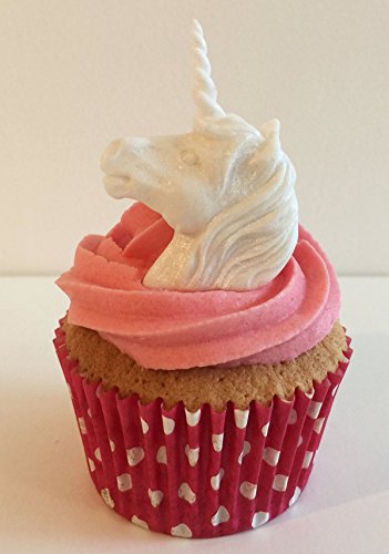 6 Handgemachte Kuchendekorationen aus Zucker: Weiße Schein-Einhornköpfe / 6 White Sparkly Unicorn Heads von Holly Cupcakes