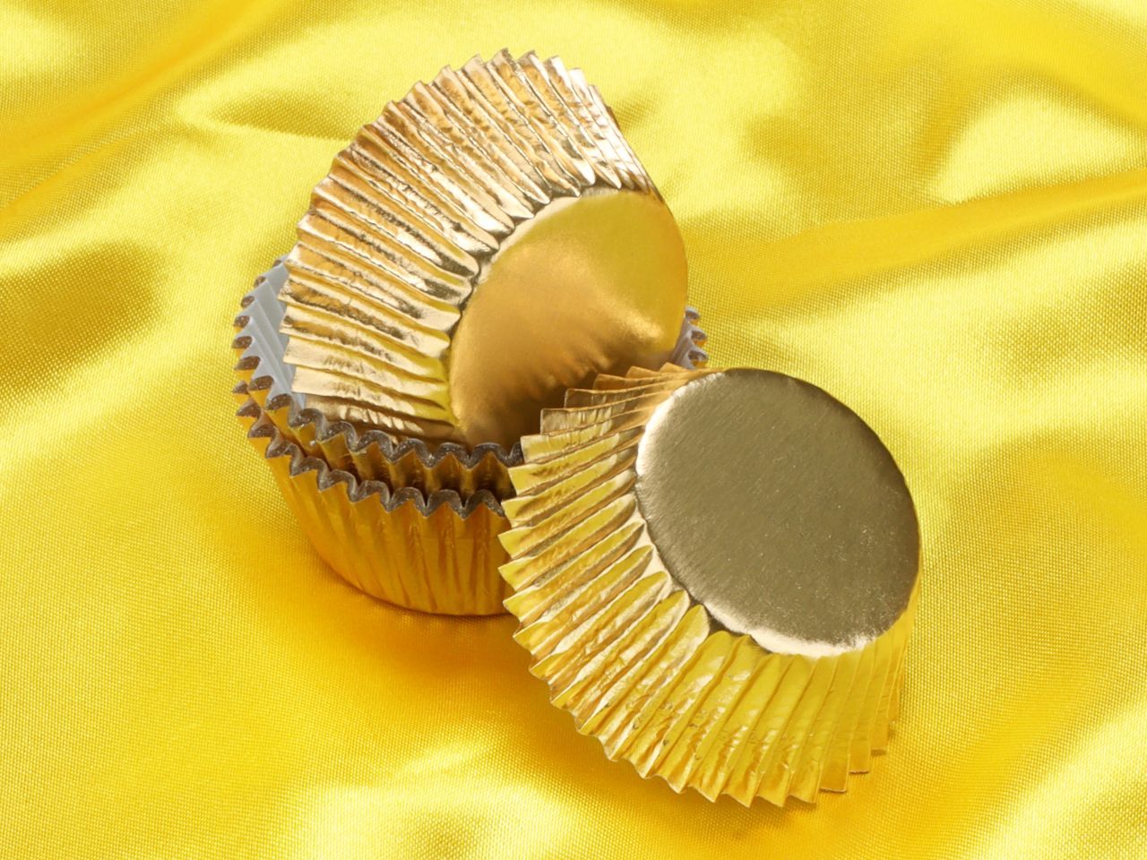 Mini-Muffinförmchen Folie gold 36 Stück von House of Marie