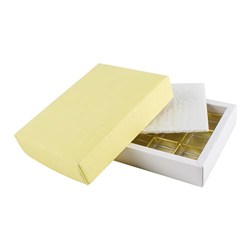 IDEE & WERK Pralinenbox - hellgelb strukturiert, elegant, goldfarbener Kunststoffblister - für 12 Pralinen, Maße: 159 x 122 x 30 mm, für DIY Pralinen IDEE & WERK Pralinenbox - hellgelb strukturiert, elegant, goldfarbener Kunststoffblister - für 12 Pralinen, Maße: 159 x 122 x 30 mm, für DIY Pralinen von IDEE & WERK