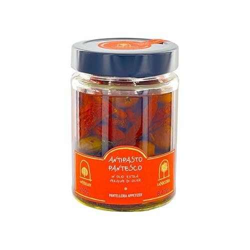 Vorspeise aus Pantelleria mit Kapernblättern, sonnengetrockneten Tomaten, Cucunci in nativem Olivenöl extra Vorspeise aus Pantelleria mit Kapernblättern, sonnengetrockneten Tomaten, Cucunci in nativem Olivenöl extra von Il Tomolo