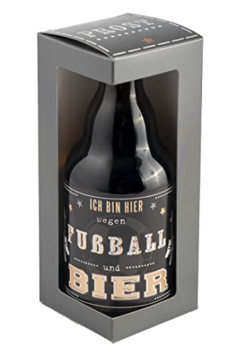 Jack´s Bierflasche Fußball''Ich bin hier - wegen Fußball und Bier'' mit Geschenkverpackung 0, 33 l/Männergeschenk/Zum Geburtstag/Party/Fußball von Jack´s