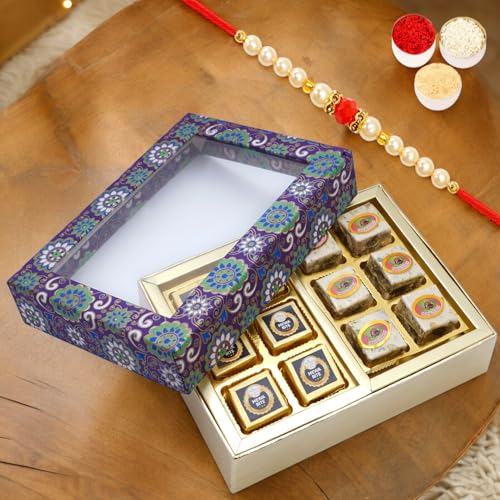 Ghasitaram Gifts Jaiccha Rakhi Gifts for Brothers 2 Part Printed Box of Bites with Pearl Beads Rakhi Ghasitaram Gifts Jaiccha Rakhi Gifts for Brothers 2 Part Printed Box of Bites with Pearl Beads Rakhi von Jaiccha