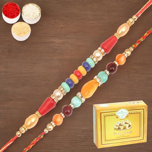 Ghasitaram Gifts Jaiccha Rakhi for Brother Rakhis Online - 6959,8650 Fancy Thread Rakhi with 200 gms of Soan Papdi Ghasitaram Gifts Jaiccha Rakhi for Brother Rakhis Online - 6959,8650 Fancy Thread Rakhi with 200 gms of Soan Papdi von Jaiccha