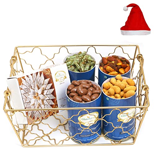 Jaiccha Ghasitaram Christmas Gifts Designer Metal Basket of 4 Cans and Kaju Katli von Jaiccha