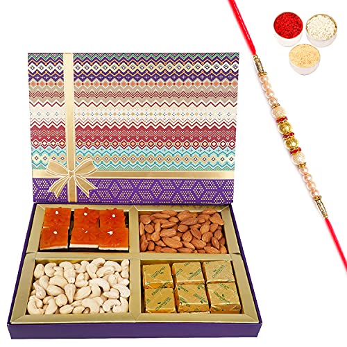 Jaiccha Ghasitaram Rakhi Gifts for Brothers Fruit n Nut Dryfruit Box with Mango and MEWA Bites 500 GMS with Pearl Rakhi Jaiccha Ghasitaram Rakhi Gifts for Brothers Fruit n Nut Dryfruit Box with Mango and MEWA Bites 500 GMS with Pearl Rakhi von Jaiccha