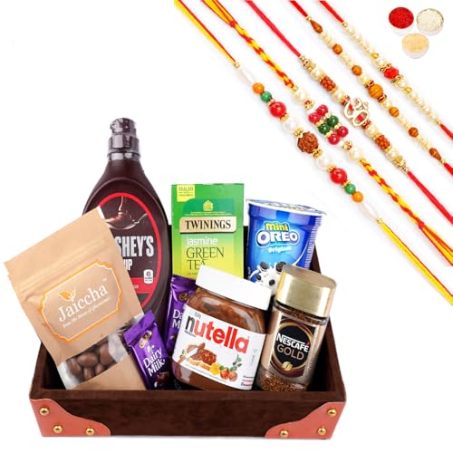 Jaiccha Ghasitaram Rakhi Gifts for Brothers Korno Tray of 8 Goodies with 5 Rakhis von Jaiccha