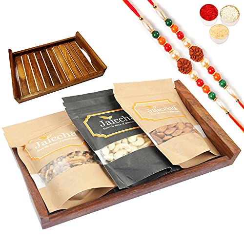 Jaiccha Ghasitaram Rakhi Gifts for Brothers - Striped Wooden Tray of Cashews, Almonds and Walnuts with 2 Rudraksh Rakhis von Jaiccha