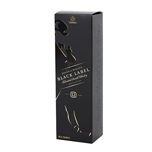 Johnnie Walker Black Label Blended Scotch Whisky – Exklusiver. rauchiger Blended Whisky – Aus den vier Ecken Schottlands direkt ins Glas – In edler Geschenkverpackung – 1 x 0.7 l von JOHNNIE WALKER