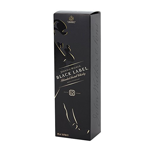 Johnnie Walker Black Label Blended Scotch Whisky – Exklusiver. rauchiger Blended Whisky – Aus den vier Ecken Schottlands direkt ins Glas – In edler Geschenkverpackung – 1 x 0.7 l von Johnnie Walker