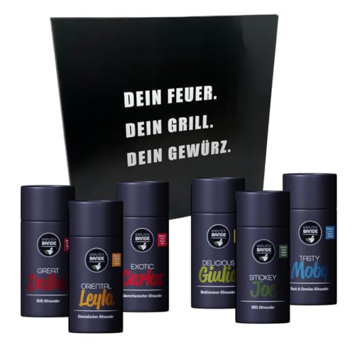 KräuterBANDE Premium Geschenk Set Grillgewürze | 6 Gewürzmischungen perfekt zum Grillen | Geschenk | incl. Rezeptbuch, im hochwertigen Design KräuterBANDE Premium Geschenk Set Grillgewürze | 6 Gewürzmischungen perfekt zum Grillen | Geschenk | incl. Rezeptbuch, im hochwertigen Design von Kräuterbande