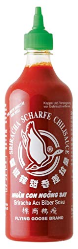 Chili-Sauce - Sriracha, scharf, mit Knoblauch, Squeeze Flasche, Flying Goose, 730 ml von Flying Goose