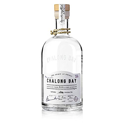 Chalong Bay, weißer Zuckerrohr Rum, 40% vol., 700 ml Chalong Bay, weißer Zuckerrohr Rum, 40% vol., 700 ml von La Maison du Whisky