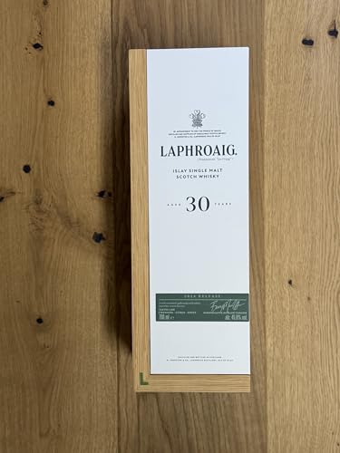 Laphroaig Islay Single Malt Scotch Whisky - Aged 30 Years von Laphroaig