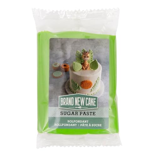 BrandNewCake® Rolfondant Grün 250g - Perfekt für Fußballkuchen und Dekorationen, Vanille-Rahm Geschmack, Einfach zu Verwenden von Brand New Cake