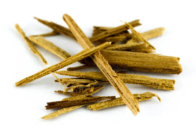 Gelbholz, geschnitten 100g Gelbholz, geschnitten 100g