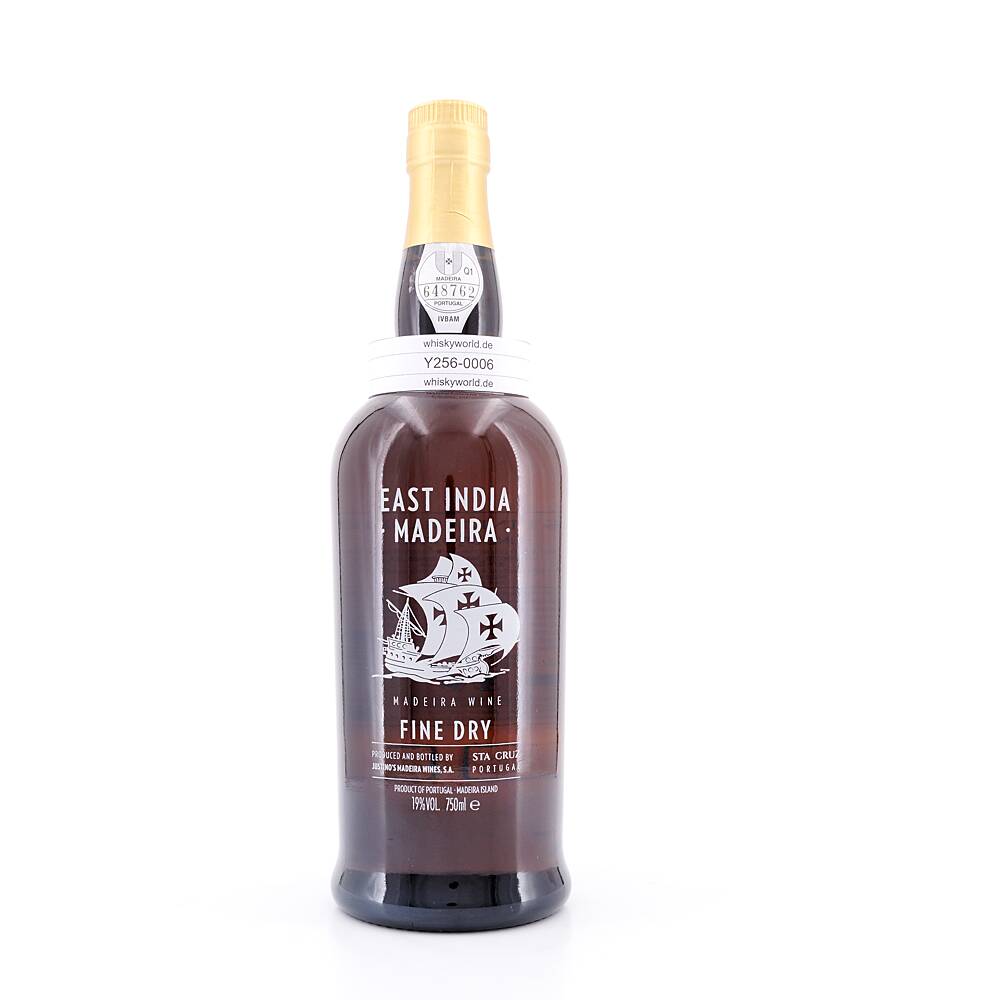 Justino`s East India Fine Dry Madeira 0,750 L/ 19.0% vol Justino`s East India Fine Dry Madeira 0,750 L/ 19.0% vol