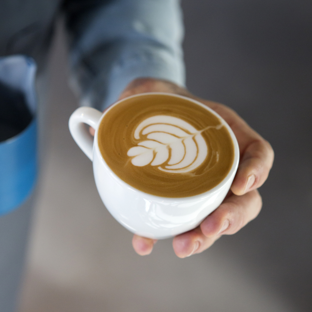 Latte Art Basic Gutschein Latte Art Basic Gutschein von Alois Dallmayr KG