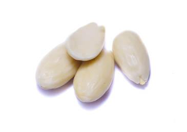 Mandelkerne blanchiert ganz, 500g Mandelkerne blanchiert ganz, 500g