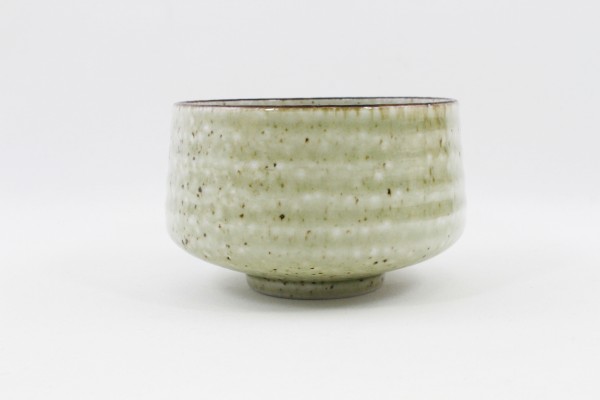 Matchaschale (Chawan), hellgrün-weiß glasiert