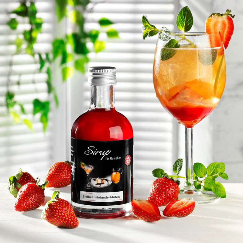 Schrader Sirup Erdbeer Holunderblüten Schrader Sirup Erdbeer Holunderblüten von Schrader