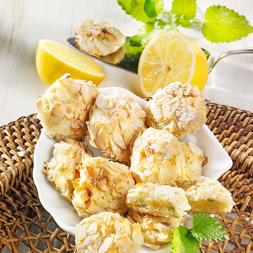 Zitrönchen Zitronengebäck mit Marzipan Zitrönchen Zitronengebäck mit Marzipan von Bückers