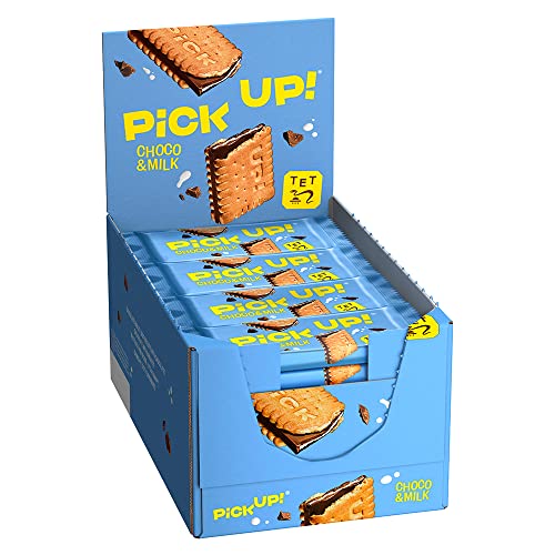 PiCK UP! Choco&Milk (24 x 28 g), Riegel mit knackiger Milchschokolade und Milchcreme zwischen zwei Keksen, der Snack für unterwegs, Thekenaufsteller mit 24 Stück von PiCK UP!