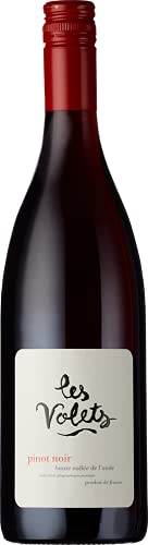 Les Volets Pinot Noir, Pays de la Haute Vallée de l’Aude (Case of 6x75cl) Frankreich/Limoux, Rotwein (GRAPE PINOT NOIR 100%) von Boutinot