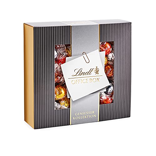 Lindt Schokolade LINDOR Home Office Box | 935 g | Ca. 74 Kugeln mit zartschmelzender Füllung, Sorten: Milch, Dark 60%, Weiß, Haselnuss, Caramel | Pralinen- und Schokoladengeschenk | Großpackung Lindt Schokolade LINDOR Home Office Box | 935 g | Ca. 74 Kugeln mit zartschmelzender Füllung, Sorten: Milch, Dark 60%, Weiß, Haselnuss, Caramel | Pralinen- und Schokoladengeschenk | Großpackung von Lindt
