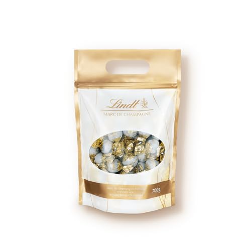 Lindt Schokolade Marc de Champagne Kugeln | 700 g | Ca. 56 Vollmilch-Schokoladen mit erlesener Füllung , alkoholhaltig | Großpackung | Pralinengeschenk | Schokoladengeschenk Lindt Schokolade Marc de Champagne Kugeln | 700 g | Ca. 56 Vollmilch-Schokoladen mit erlesener Füllung , alkoholhaltig | Großpackung | Pralinengeschenk | Schokoladengeschenk von Lindt