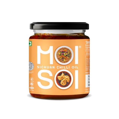 MOI SOI Sichuan Chilli Oil | Premium Quality Sauce Dip | Best Chilli Oil | Cook | Dipping Sauce | Marinate | Spread-Stir Fry Cooking Sauce | Vegan Friendly | Gluten Free Product | No MSG, 175 gm MOI SOI Sichuan Chilli Oil | Premium Quality Sauce Dip | Best Chilli Oil | Cook | Dipping Sauce | Marinate | Spread-Stir Fry Cooking Sauce | Vegan Friendly | Gluten Free Product | No MSG, 175 gm von MOI SOI