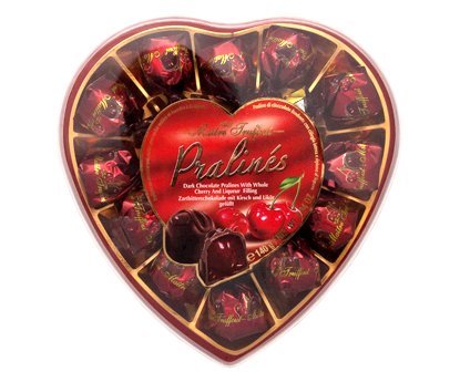 Zarte Schokoladepralinen mit ganzer Kirsche und Likörfüllung in der 140g Geschenkbox von Maître Truffout von Maître Truffout