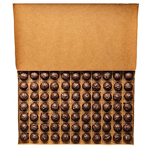 Pralinen - 1 kg Schachtel von 'Hayley' - Trüffel aus dunkler Schokolade. von Martins Chocolatier